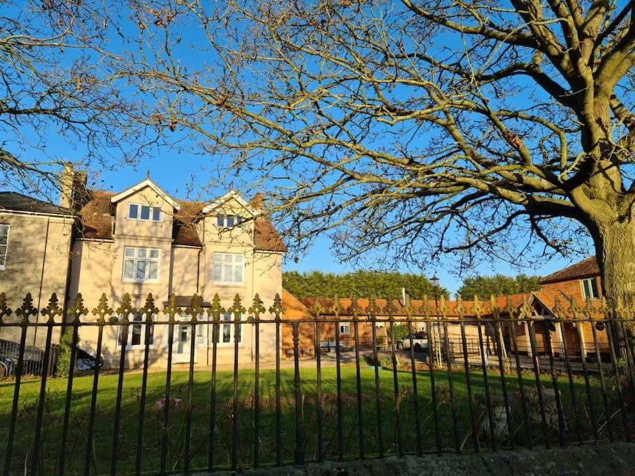 Stylish 2 Bed Apart In The Heart Of North Norfolk North Walsham Eksteriør bilde